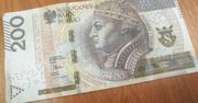 Zapłacił 200 zł w piekarni, może trafić za kratki. Winny banknot