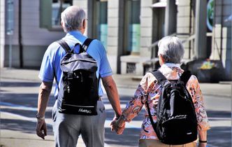 Coraz więcej seniorów w Europie. Koszty przerażają