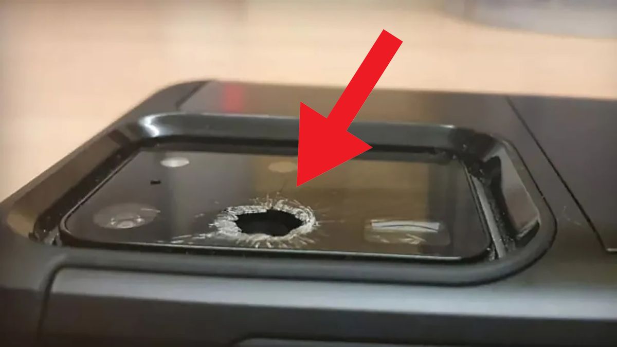 W Samsungu Galaxy S20 wybuchają aparaty. Producenta pozwano 1