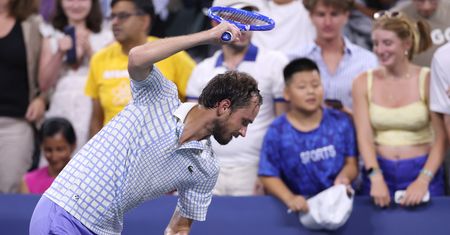 Tak Miedwiediew pożegnał się z US Open. Zapłaci słoną karę