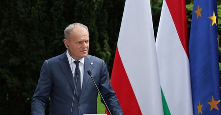 Drony nad Litwą. Tusk reaguje: zagrożenie jest realne