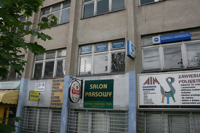 Co zostało po internetowych kafejkach? Zniszczone szyldy i pustostany 5