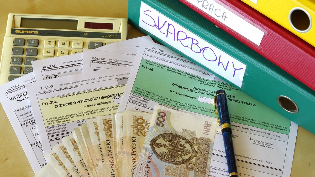 Stock MaBa
PHOTO: ZOFIA I MAREK BAZAK / EAST NEWS   N/z rozliczenie z urzedem skarbowym, zlozenie deklaracji podatkowej za 2021 rok
ZOFIA BAZAK