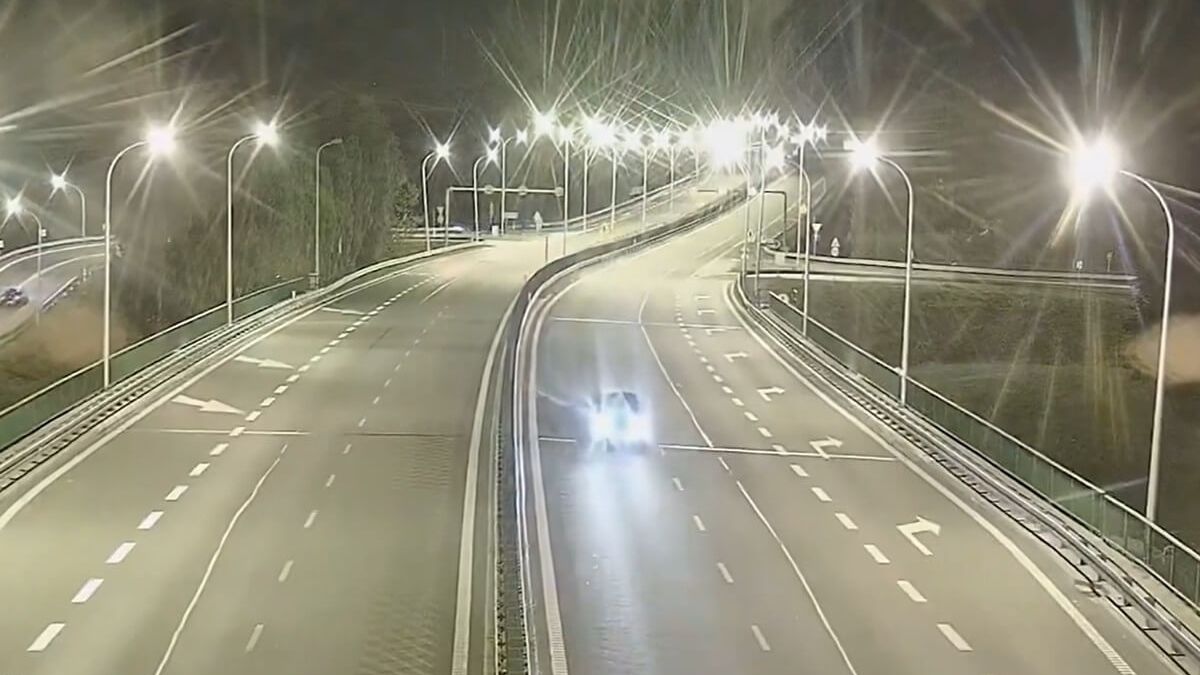 Kierowca jadący pod prąd na S12