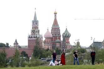 To rosyjski paradoks. Choć mają wykształcone kadry, to ich gospodarka ma pewien problem