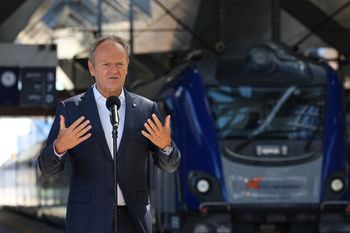 Tusk zapowiada rewolucję. "Będziemy mieli najszybszą kolej w Europie"