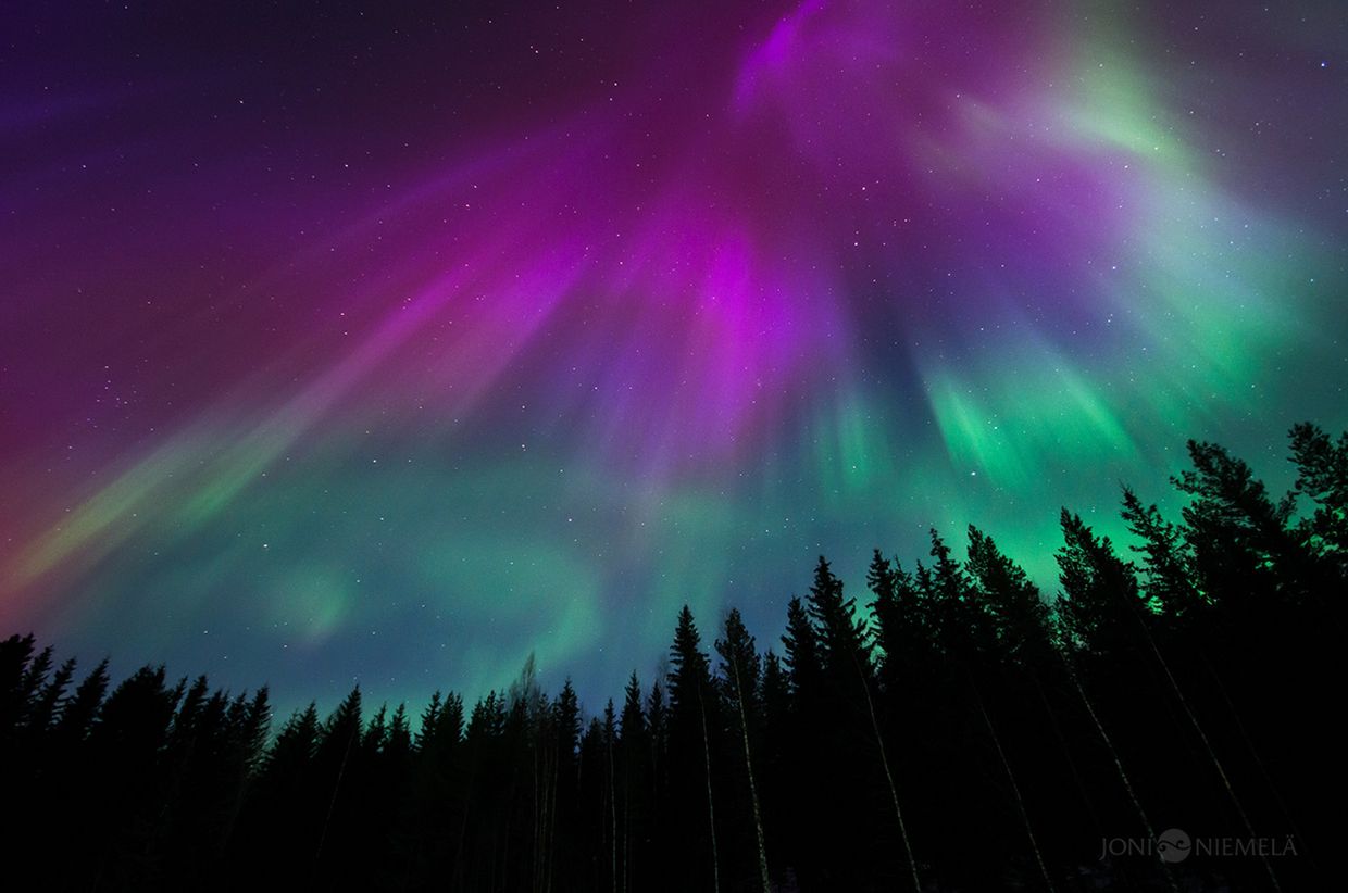 Północne światła mroźnej Finlandii - zobacz jak płyną rzeki światła 8