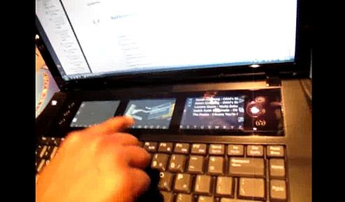 Laptop z małymi OLED-ami