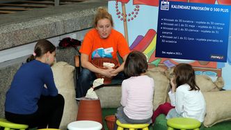 500 plus na nowych zasadach. Oto terminy, których trzeba pilnować