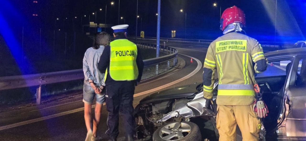 Ledwo trzymała się na nogach. 31-latka wjechała w bariery na ekspresówce