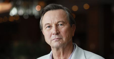 Są małżeństwem od 40 lat. Nie każdy wie, kim jest jego żona