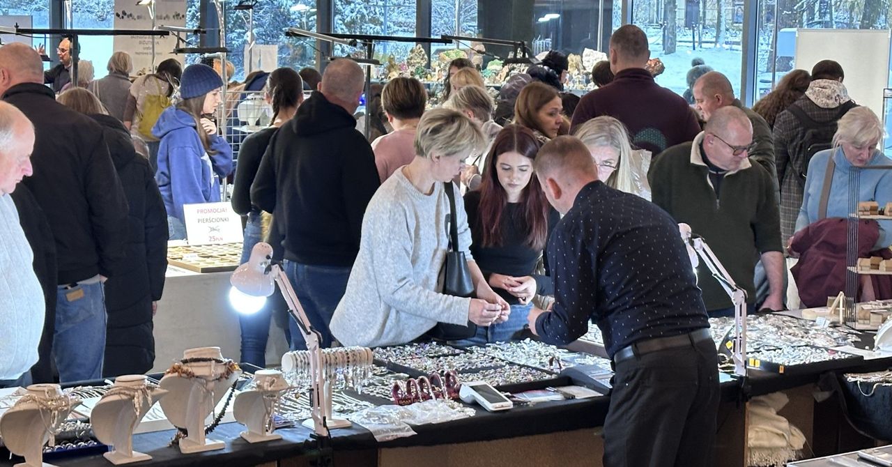 Kielce: Tłumy na Giełdzie Minerałów i Skamieniałości