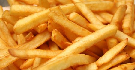 Te frytki są lepsze niż z McDonald's. Tylko wsyp przed smażeniem jeden składnik
