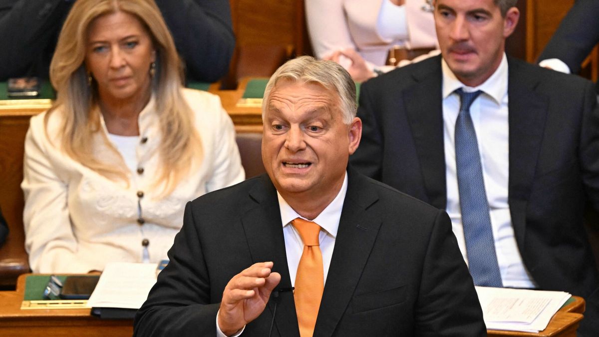 Temporary
Hungarian Prime Minister Viktor Orban answers to the fraction leaders after he delivered a speech at the Hungarian parliament's plenary hall in Budapest, Hungary, on September 22, 2025, at the first day of the autumn session of the Hungarian Parliament. (Photo by Attila KISBENEDEK / AFP)
ATTILA KISBENEDEK