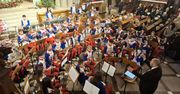 Radom: Koncert Noworoczny Orkiestry Grandioso w katedrze. Zagrali między innymi motyw muzyczny z filmu "Kevin sam w domu"