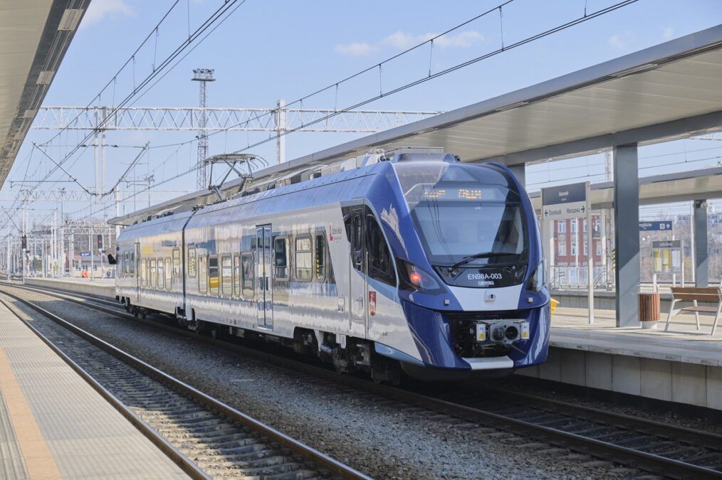 Pociąg Impuls 2 na stacji Lublin Główny