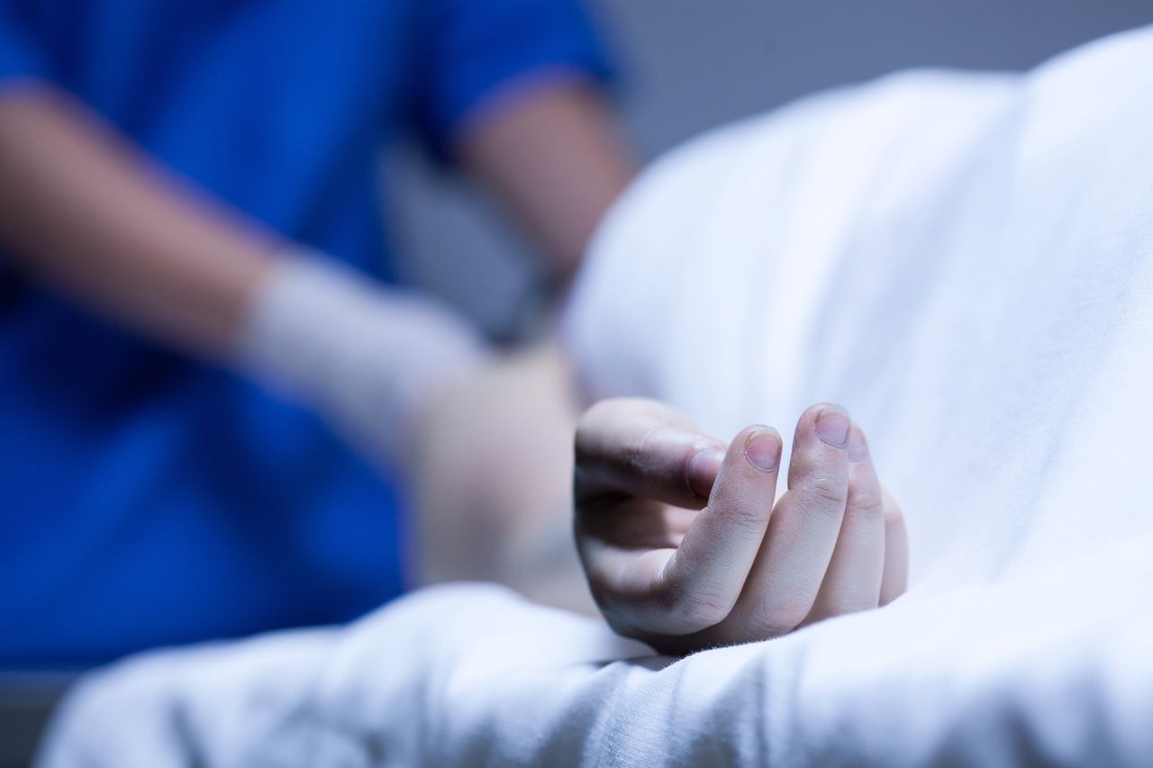Bodies move after death: New insights for forensic science