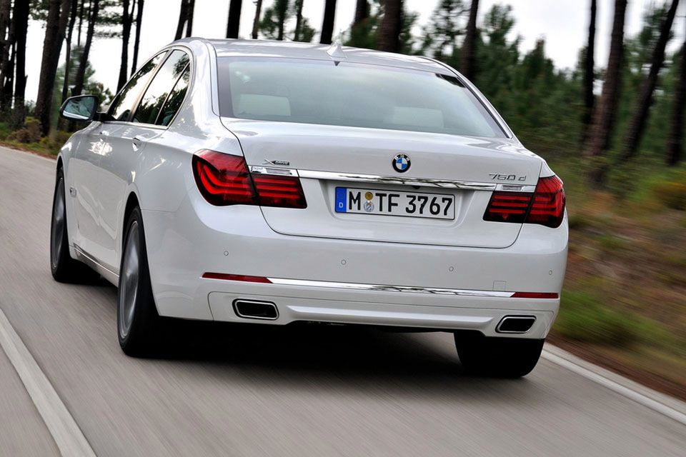 BMW serii 7 na rok 2013 - megagaleria niemieckiego okrętu flagowego 164