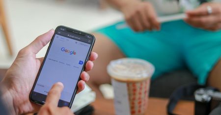 Google musi ujawnić tożsamość autora negatywnej recenzji. Tak zadecydował sąd