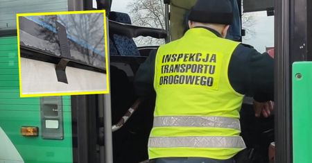 Autobus szkolny z wypadającymi szybami. Były przyklejone taśmą