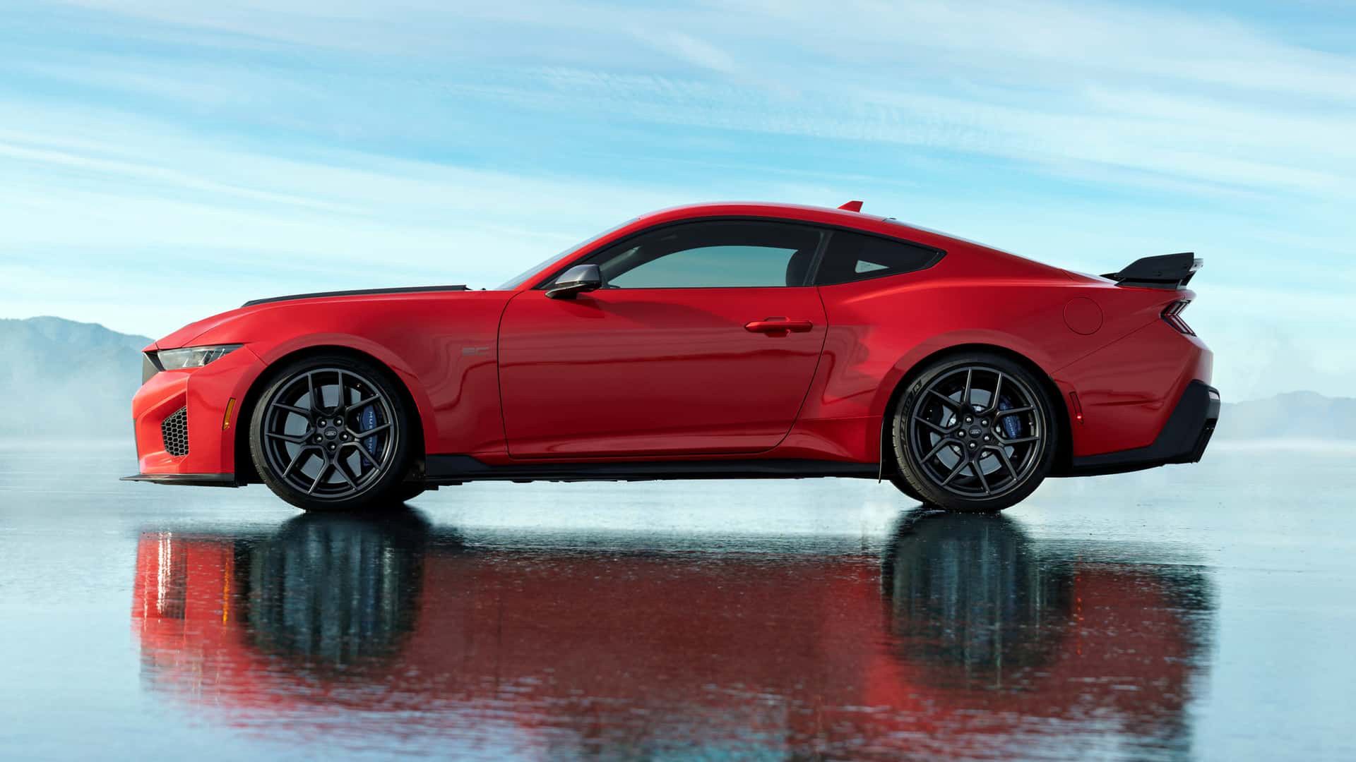 Ford Mustang Dark Horse SC