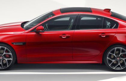 Nowy Jaguar XE od 186,9 tys. zł (wideo)