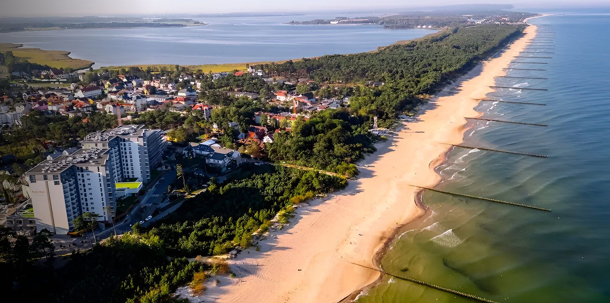 Już bliżej morza się nie da. Ten obiekt w Dziwnówku leży nad samym brzegiem Bałtyku