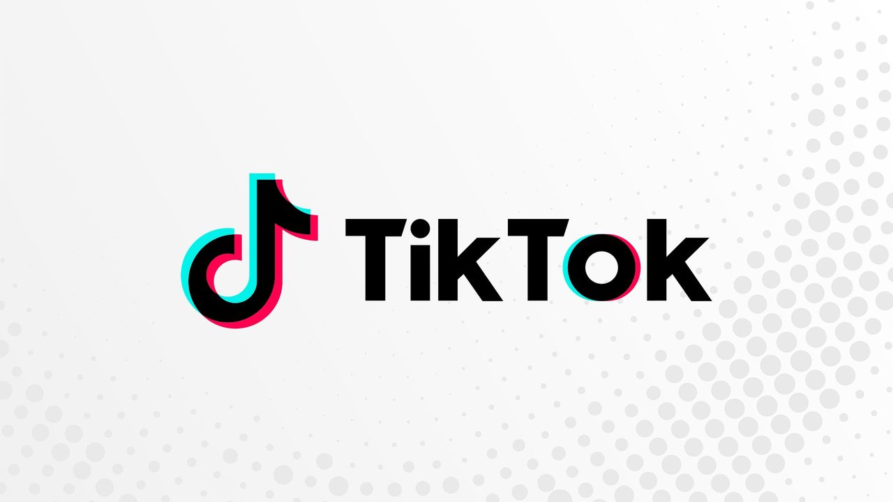TikTok został wręcz zalany rasistowskimi treściami. Google miało w tym swój udział