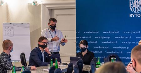 Bytom. Prezydent chce rozmawiać z mieszkańcami. Będzie cykliczny czat online