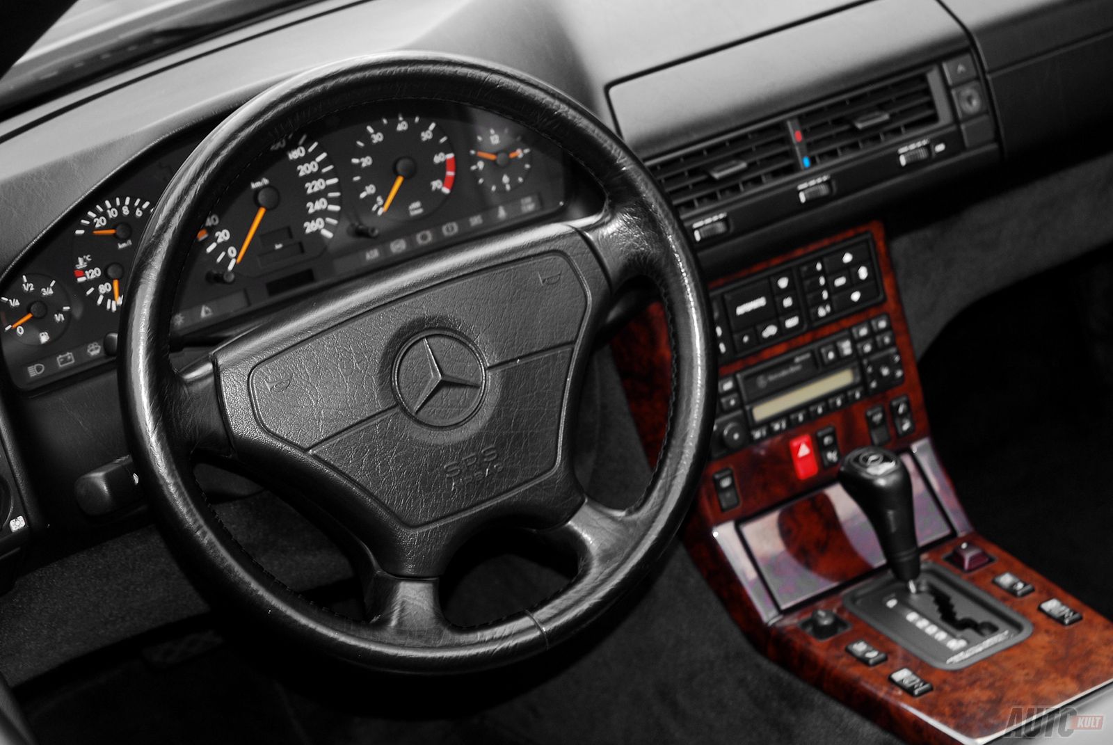 Mercedes-Benz SL500