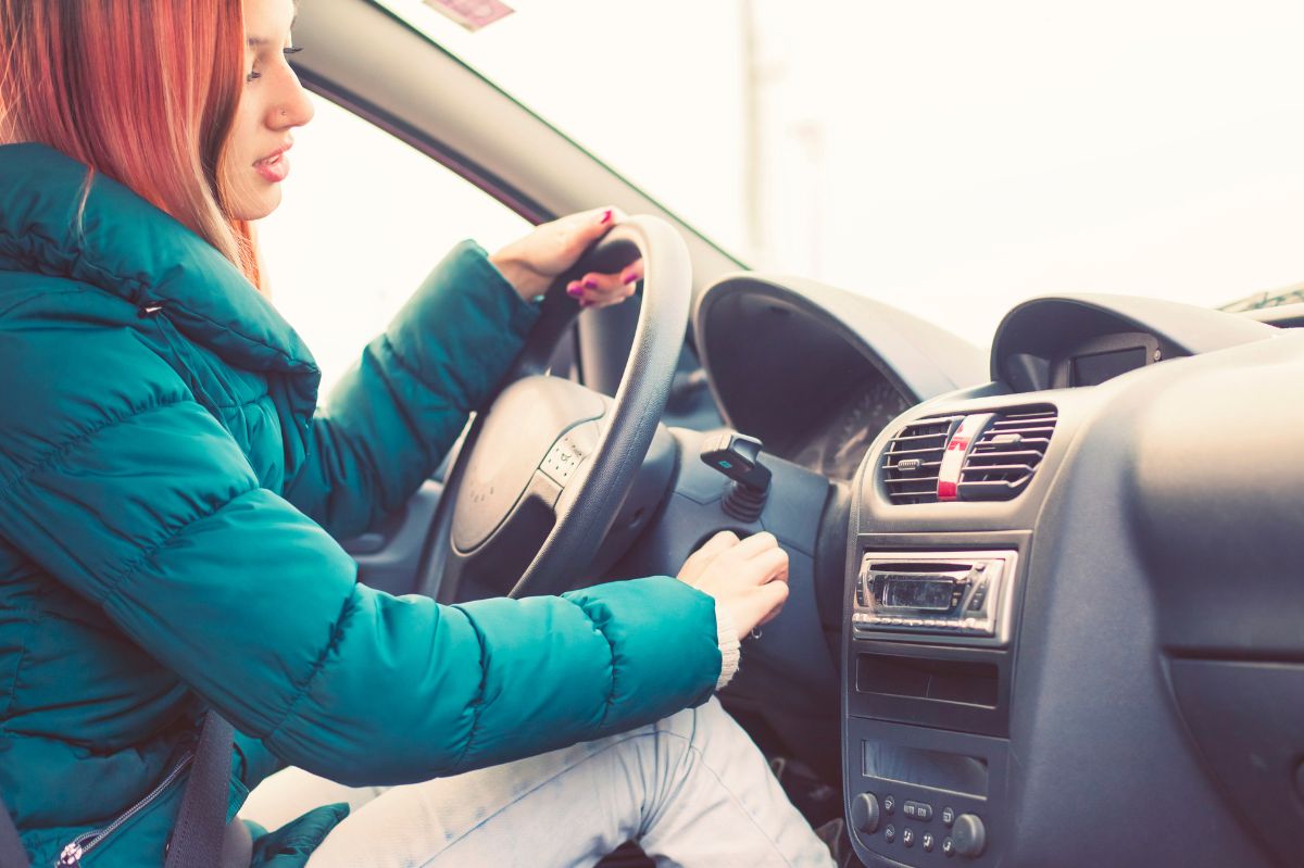 How to start a car on frosty mornings?