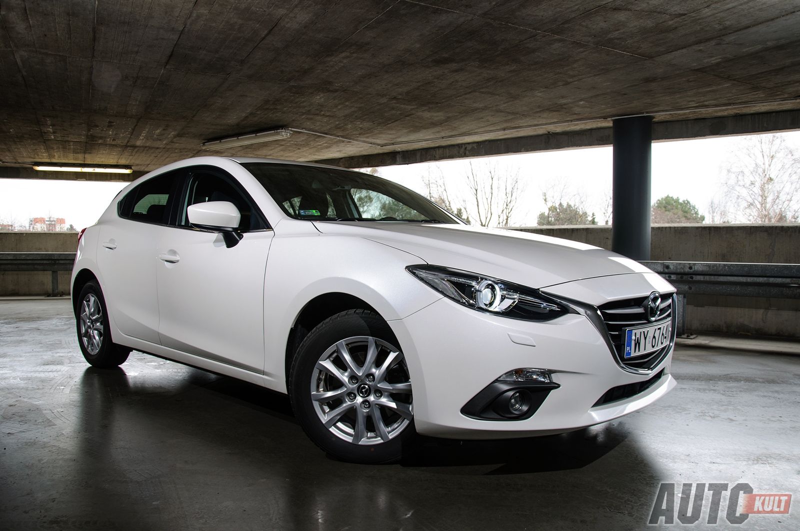 Mazda 3 2,0 Skyactiv-G - test [galeria zdjęć] 9