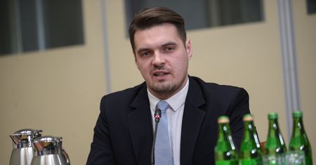 Panika posła PiS i nagła choroba? "Po spotkaniu z Kaczyńskim"