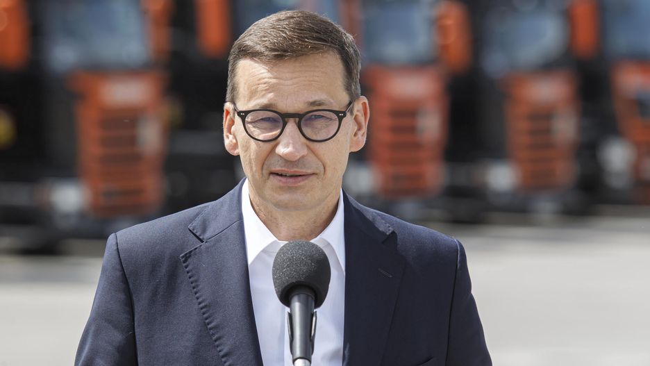 Katowice. Kierowca autobusu potrącił 19-latkę. Mateusz Morawiecki reaguje 