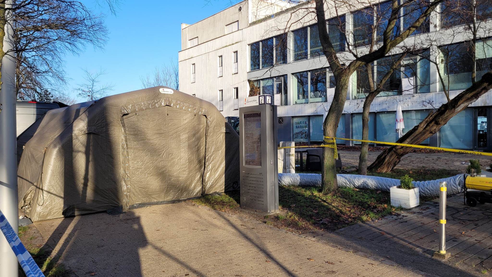 Teren przy dawnej Zatoce Sztuki w Sopocie jest badany przez służby