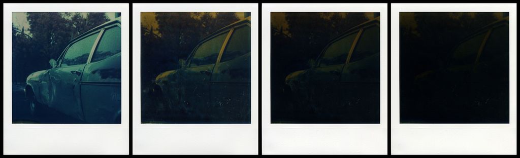 Znikające Polaroidy Fade to Black pojawiły się dużo wcześniej niż Snapchat 2
