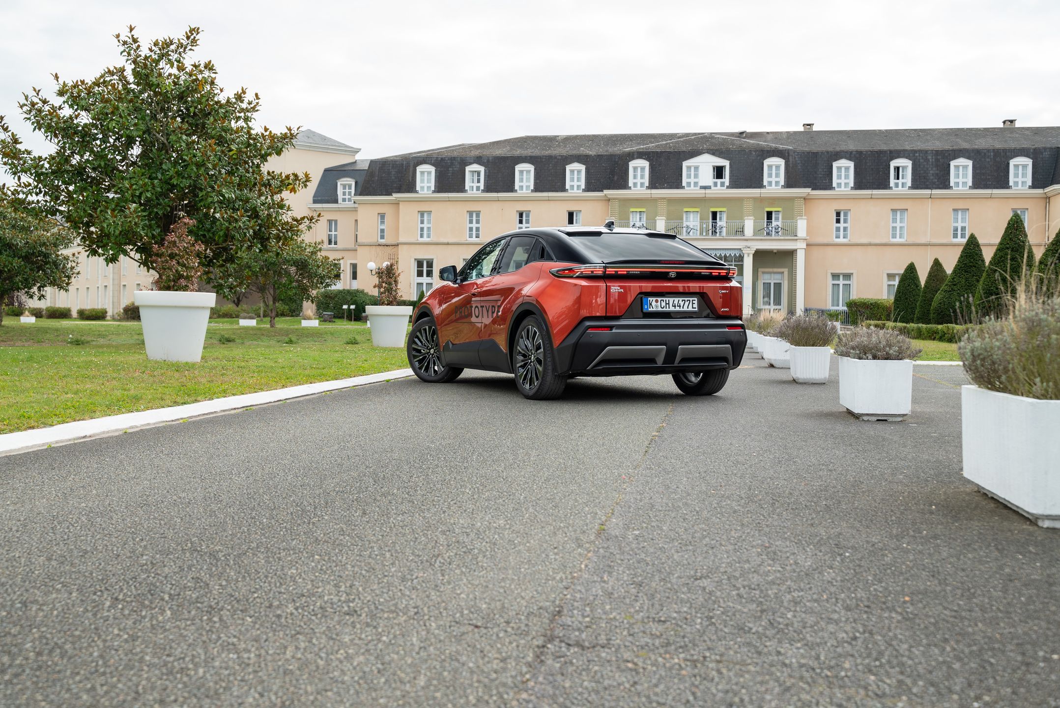 Toyota C-HR+