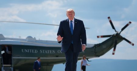 Działo się w nocy. Zaskakująca decyzja Trumpa, katastrofa w Peru