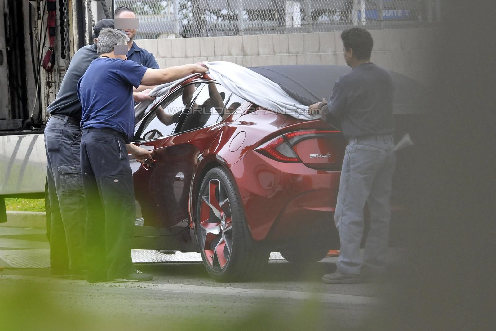 Fisker Atlantic (źródło: World Car Fans)