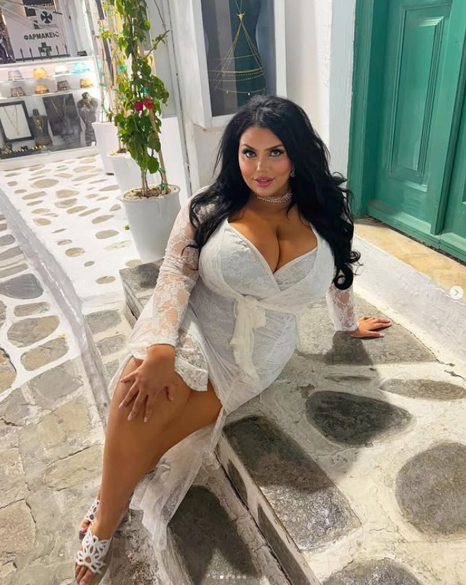 Alex Aspasia twierdzi, że mężczyźni wstydzą się z nią pokazywać