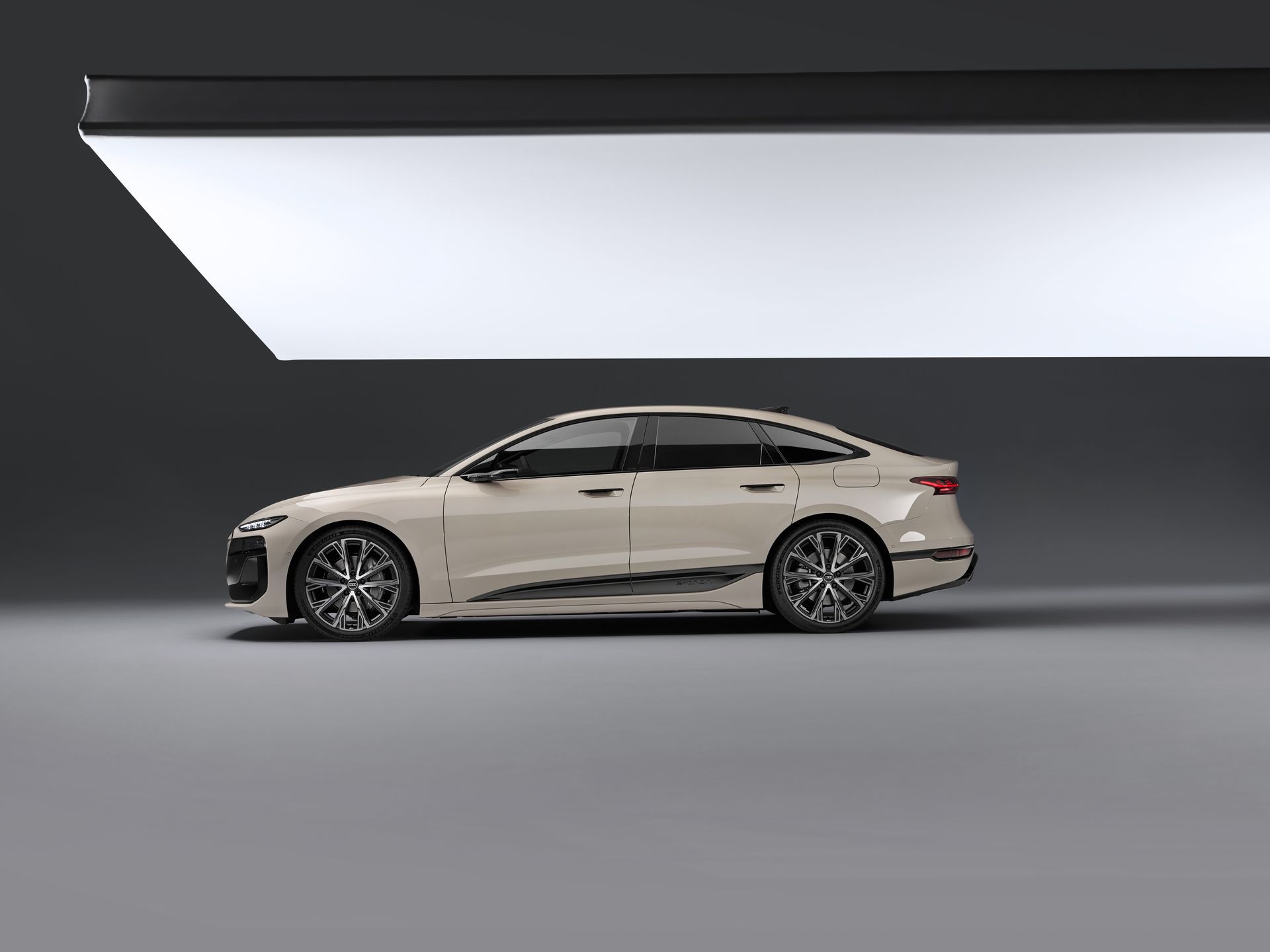 Audi A6 Sportback e-tron
