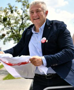 Władysław Frasyniuk o nowym rządzie. "Miesiąc zmarnowany na Kamińskiego i Wąsika"