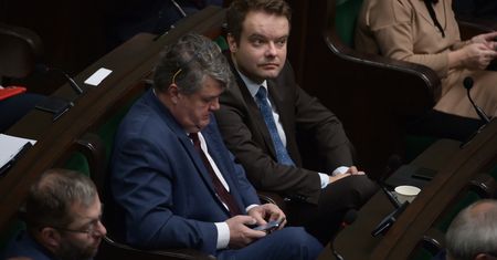 Expose Donalda Tuska. Rzecznik PiS: "Mocno nieuczciwe"