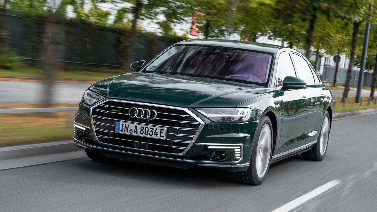 Audi A8 oraz Q7 teraz także jako hybrydy plug-in 60 TFSIe