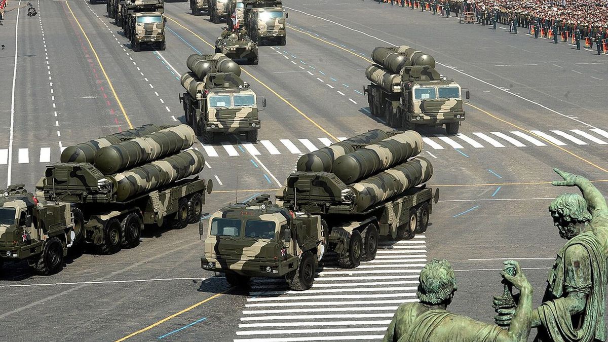 S-400 podczas parady wojskowej