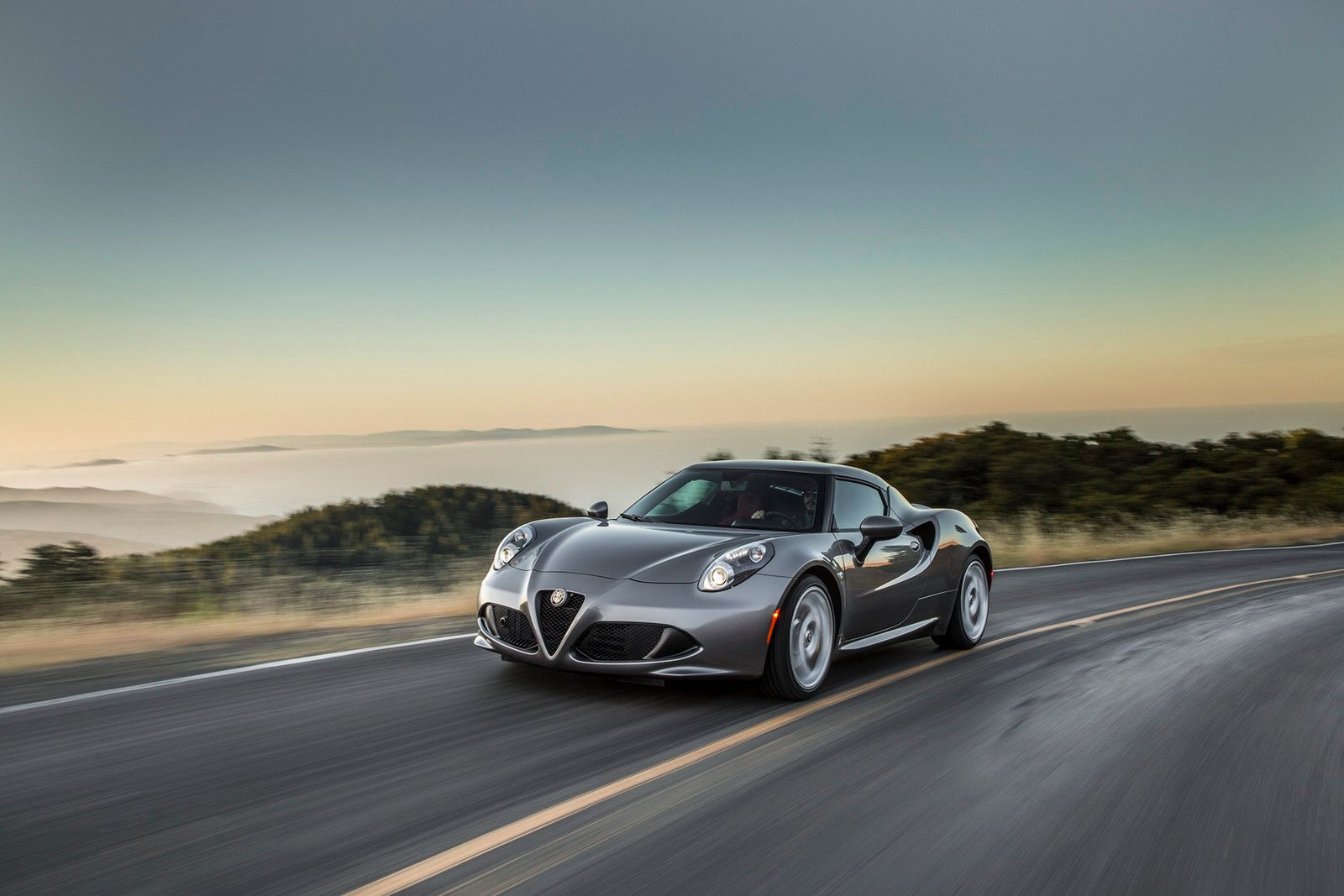Alfa Romeo 4C w wersji na rynek amerykański w obszernej galerii zdjęć 107