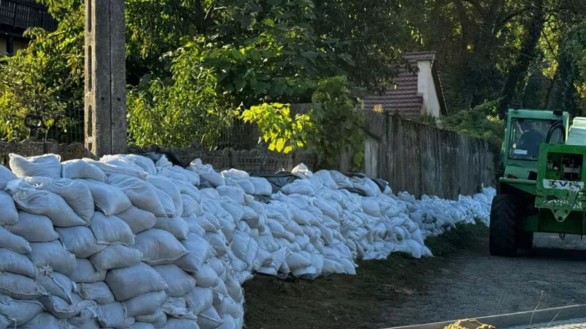 Kolejna gmina na Dolnym Śląsku zagrożona wielką falą. Trwają prz