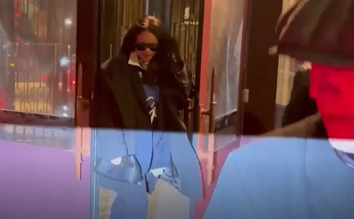 Rihanna uderzona drzwiami