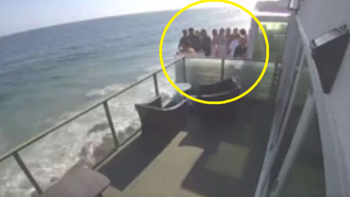 Do tragicznych wydarzeń doszło w trakcie imprezy urodzinowej. Balkon nie wytrzymał ciężąru uczestników wydarzenia