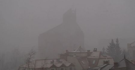 Burza śnieżna nadciąga nad woj. lubelskie. IMGW ostrzega przed silnym wiatrem